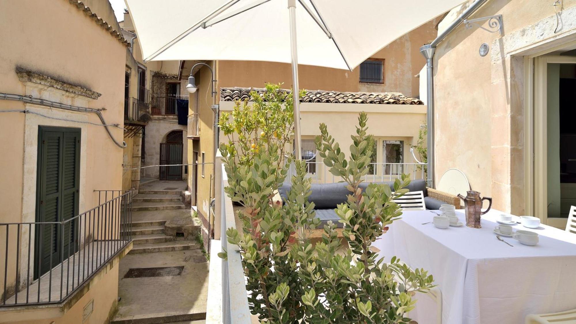 Appartement Domus Sbircio Modica Extérieur photo